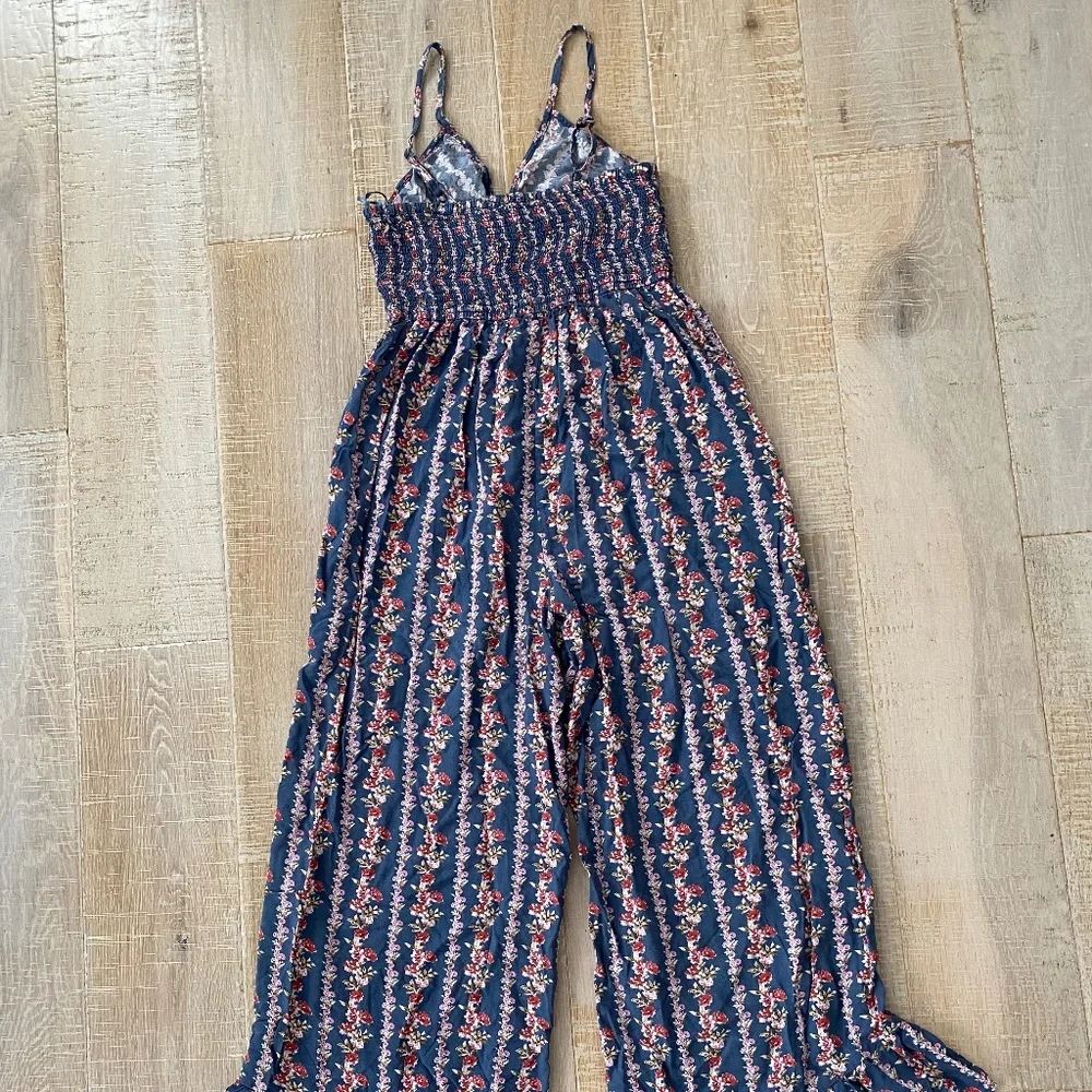 Jessica Simpson Jumpsuit Floral One Piece Pants Sz. S Ruffles